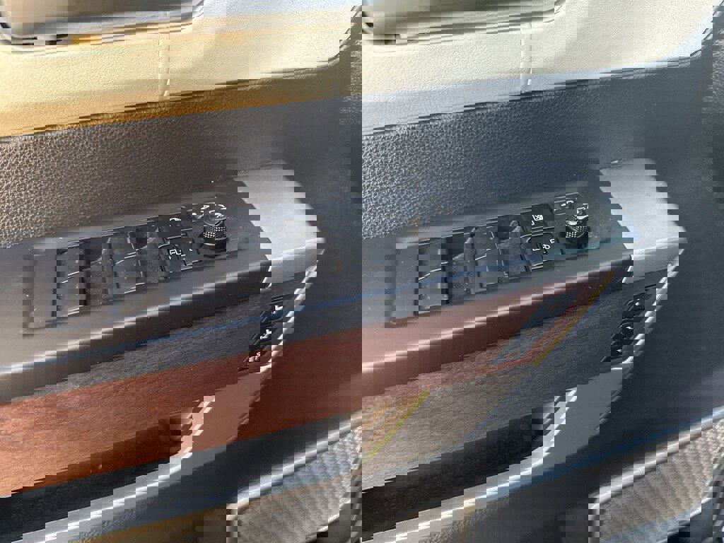 Used 2023 Toyota Sequoia Capstone image 18