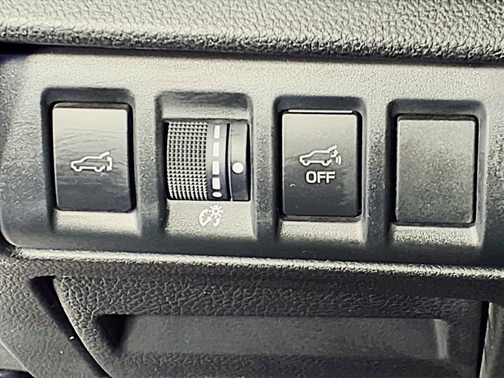 Certified 2025 Subaru Outback Onyx Edition image 24