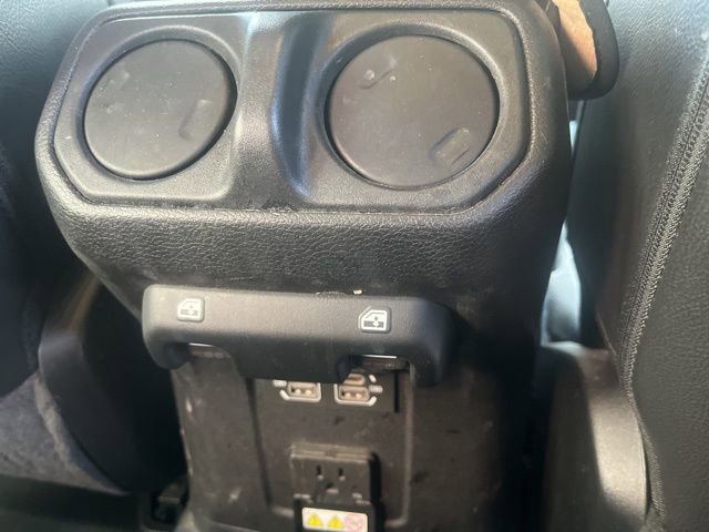 Used 2021 Jeep Wrangler Unlimited Sahara w/ Cold Weather Group image 18