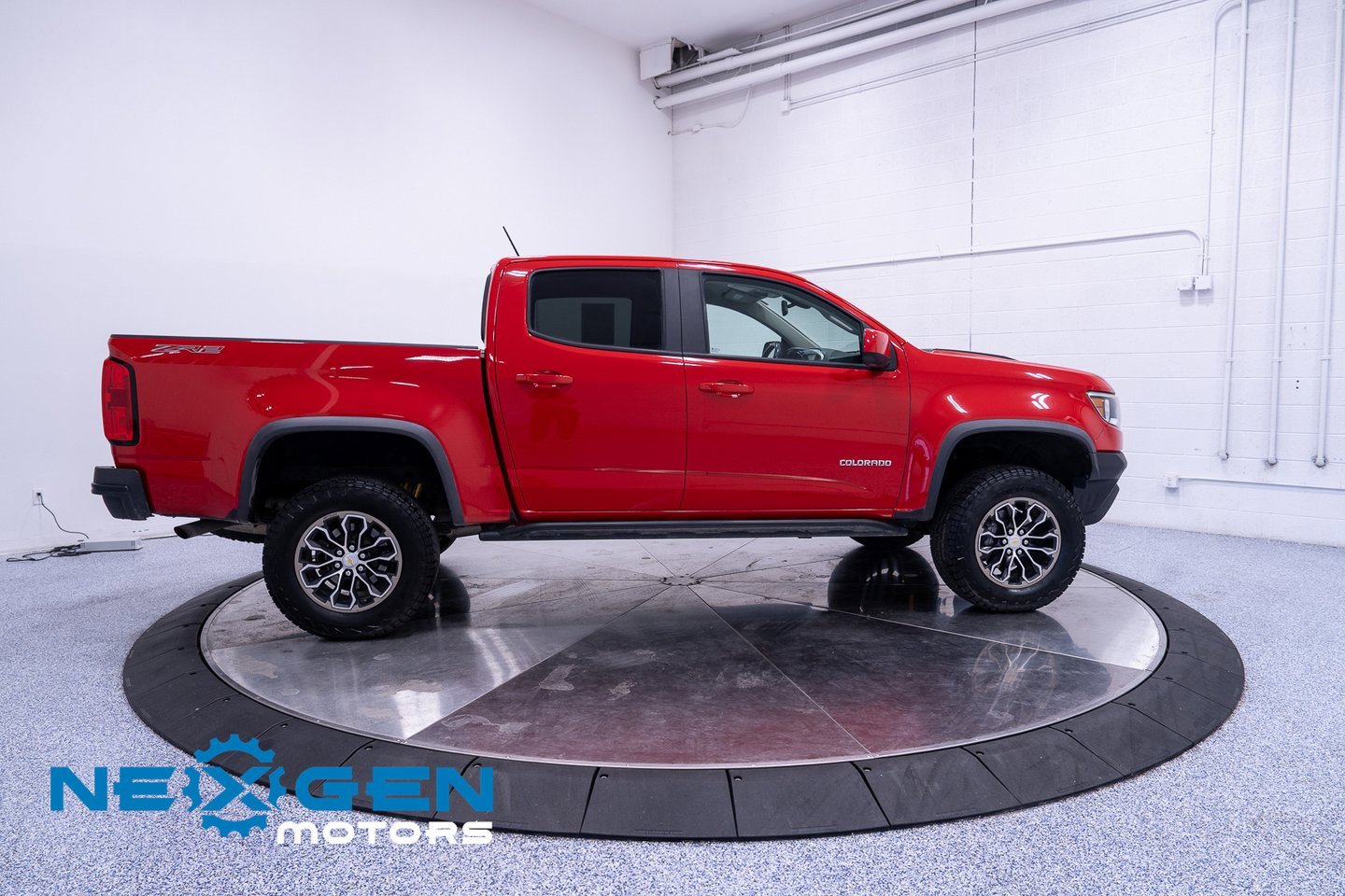 Used 2018 Chevrolet Colorado ZR2 image 33