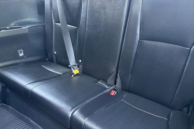 Certified 2024 Toyota Grand Highlander AWD image 16