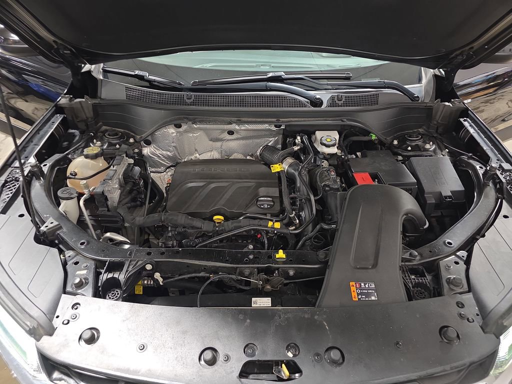 Used 2024 Chevrolet Trax LT w/ Driver Confidence Package image 31