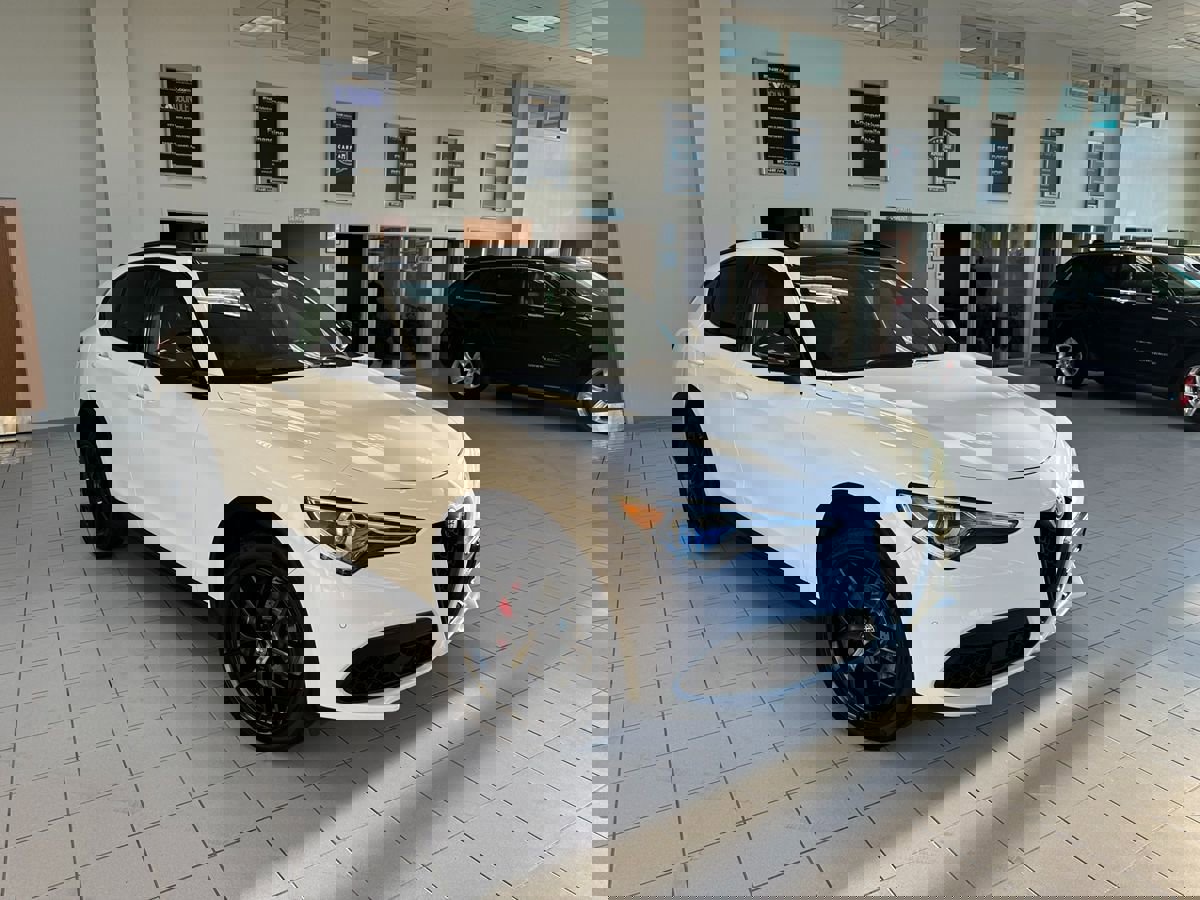 Used 2019 Alfa Romeo Stelvio Ti Sport w/ Quick Order Package 22S Sport image 7