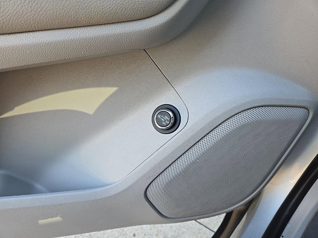 Used 2019 GMC Acadia SLE w/ LPO, Floor Liner Package image 31