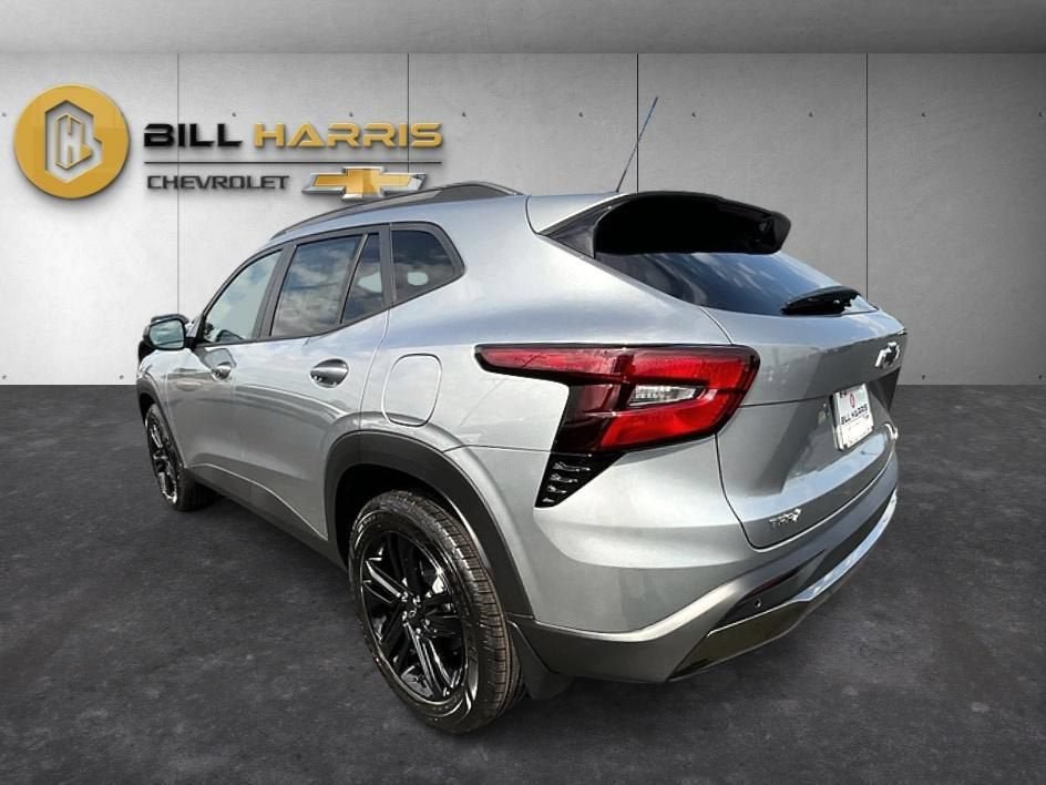 New 2026 Chevrolet Trax ACTIV w/ Sunroof Package FWD image 13