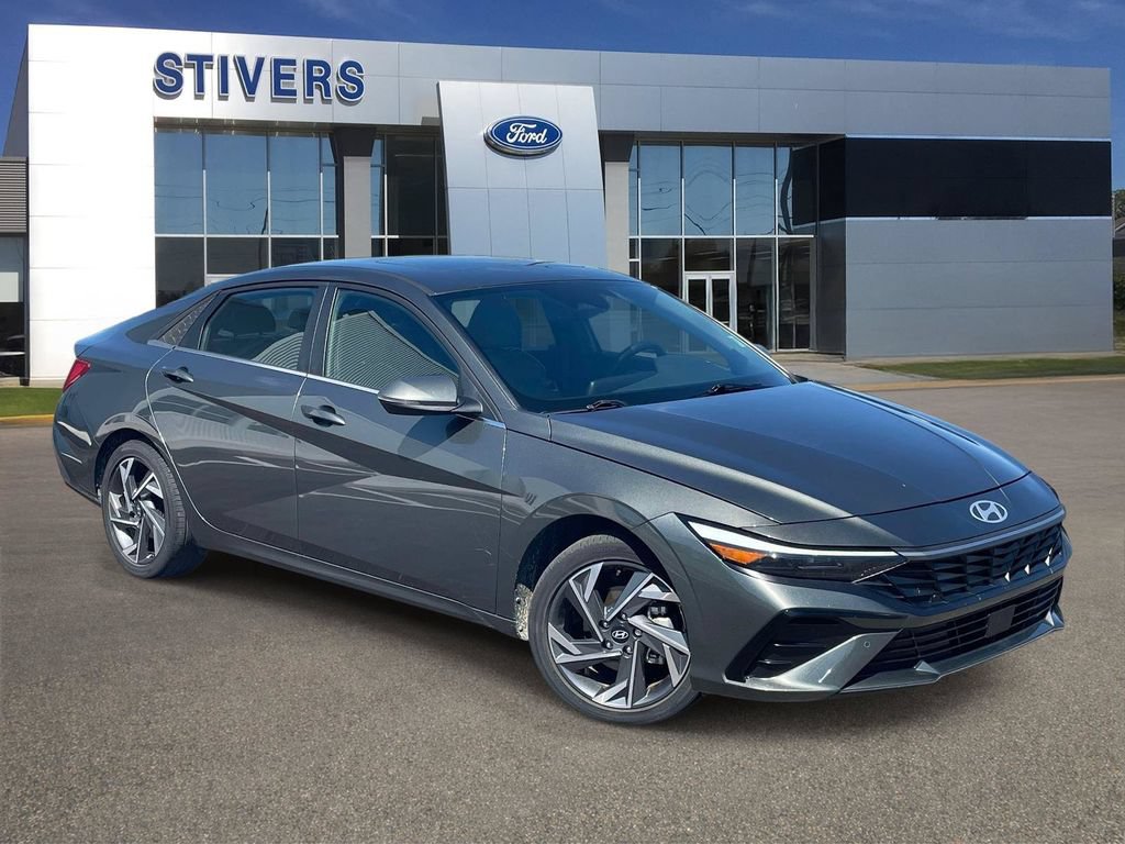 Used 2024 Hyundai Elantra Limited