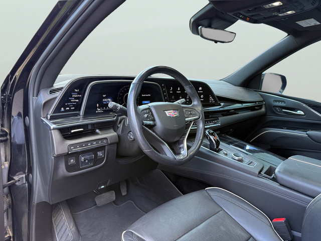Used 2021 Cadillac Escalade ESV Sport w/ Driver Assist Tech Package AWD/4WD image 13