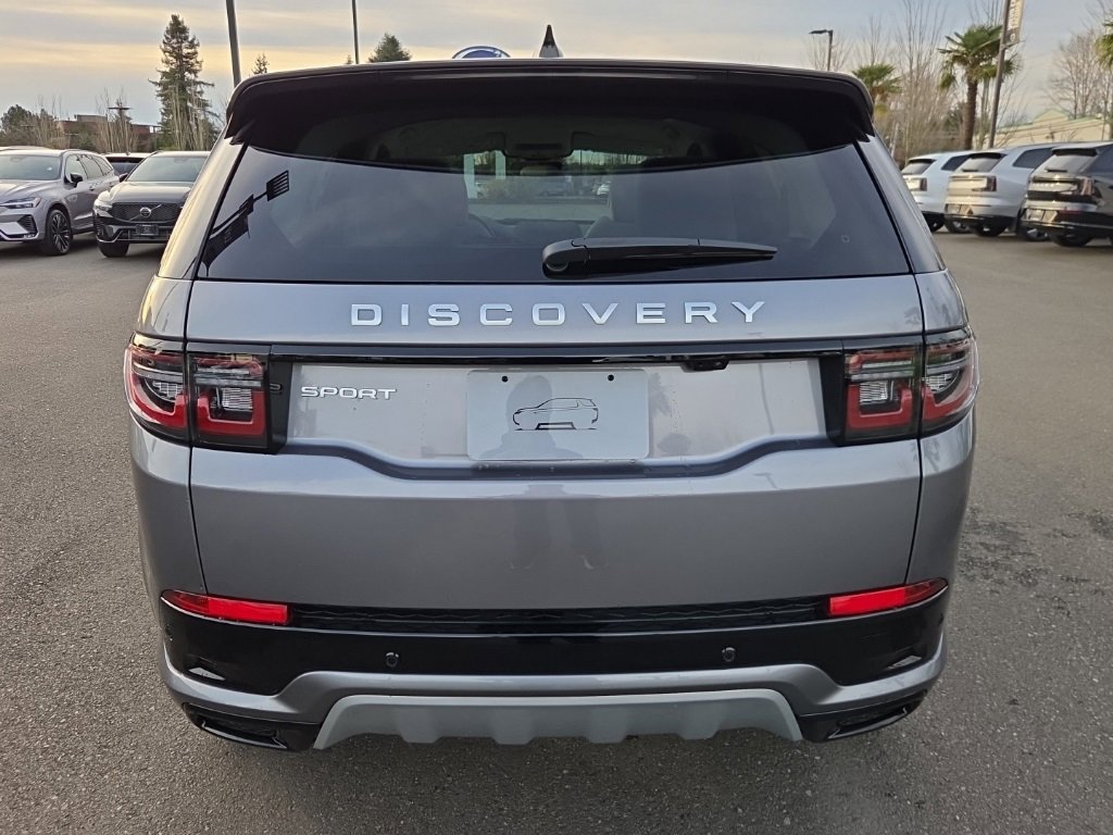 New 2025 Land Rover Discovery Sport S image 6