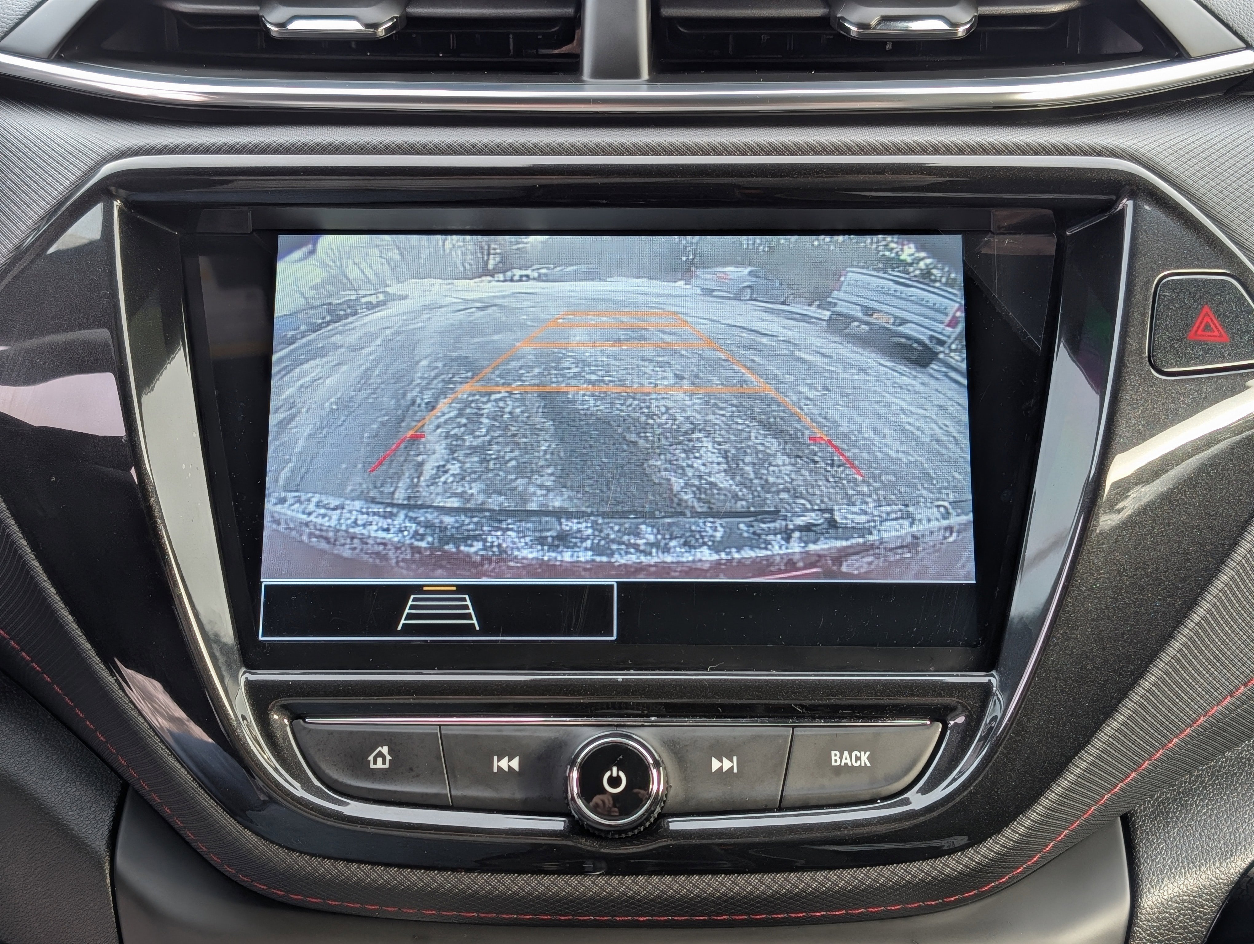 Certified 2023 Chevrolet TrailBlazer RS w/ Convenience Package image 3