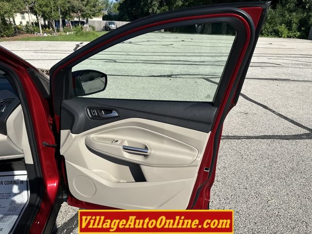 Used 2017 Ford Escape Titanium w/ Equipment Group 301A FWD image 40