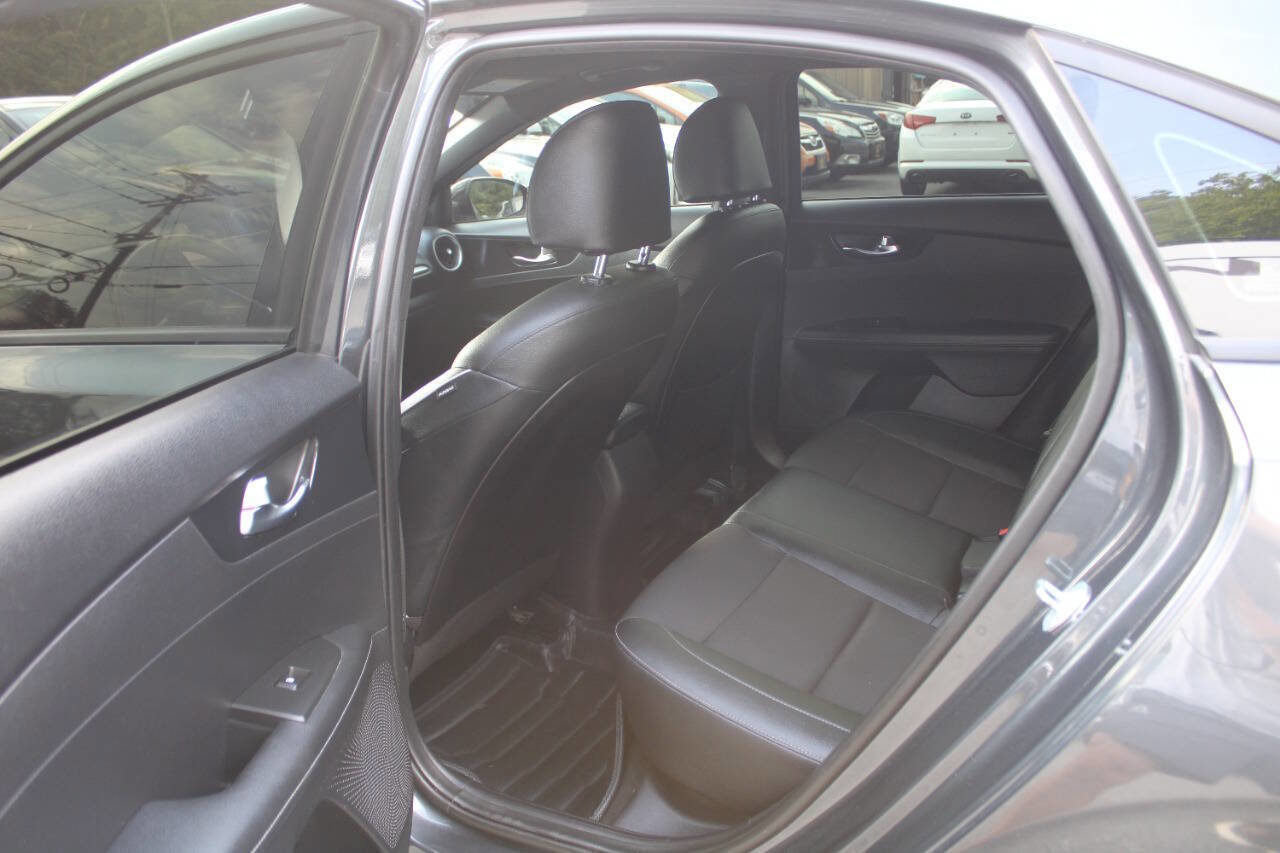 Used 2022 Kia Forte GT-Line w/ GT-Line Premium Package image 27