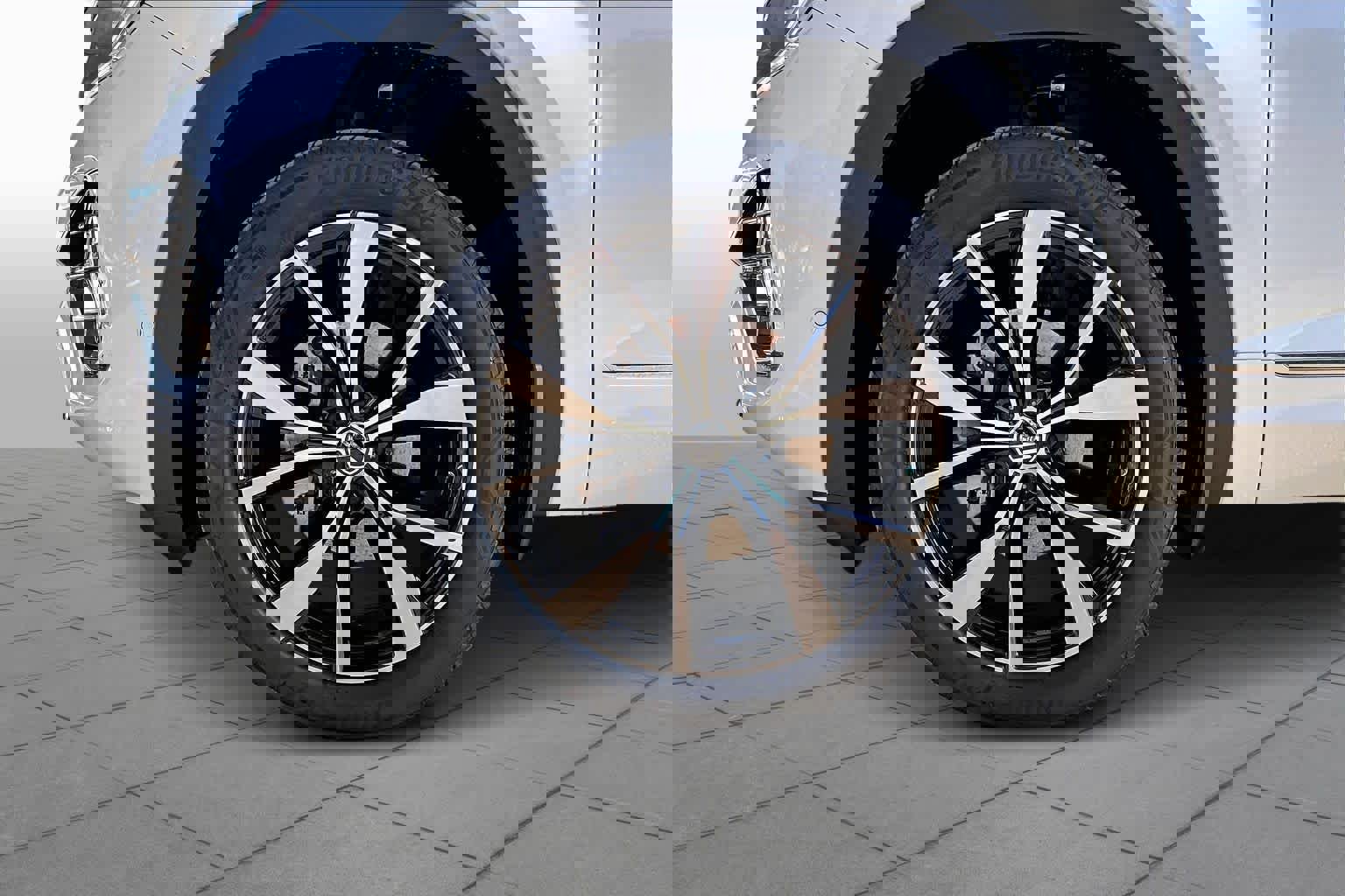 New 2026 Volkswagen Atlas Cross Sport SEL Premium R-Line image 11