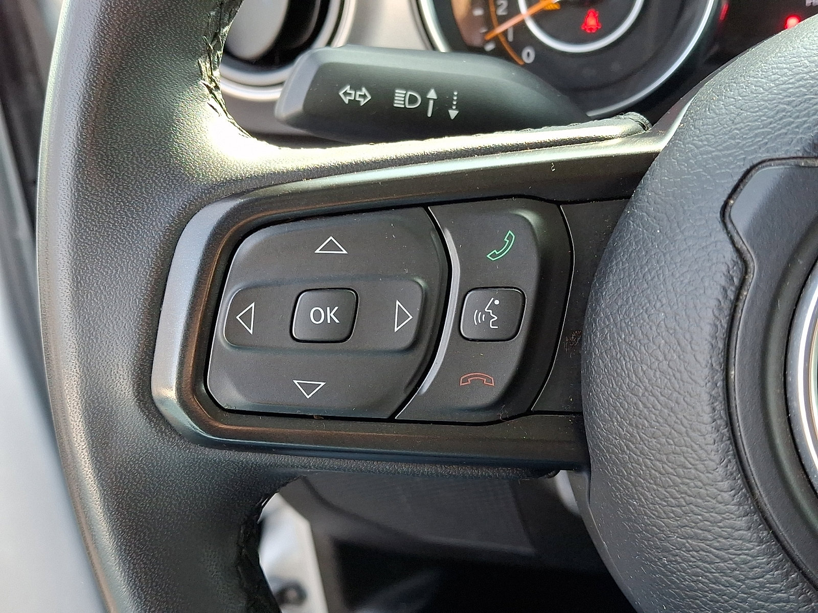 Used 2023 Jeep Gladiator Sport AWD/4WD image 23