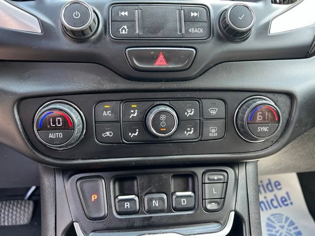 Used 2020 GMC Terrain SLT AWD/4WD image 21