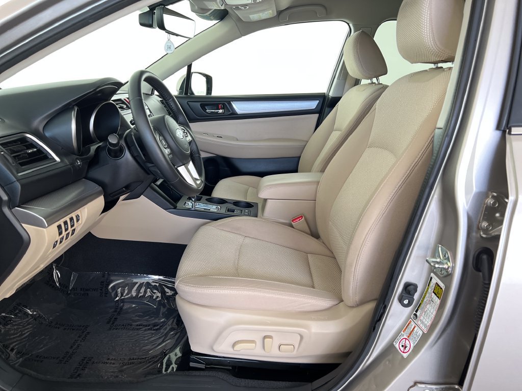 Used 2017 Subaru Outback 2.5i Premium AWD/4WD image 12