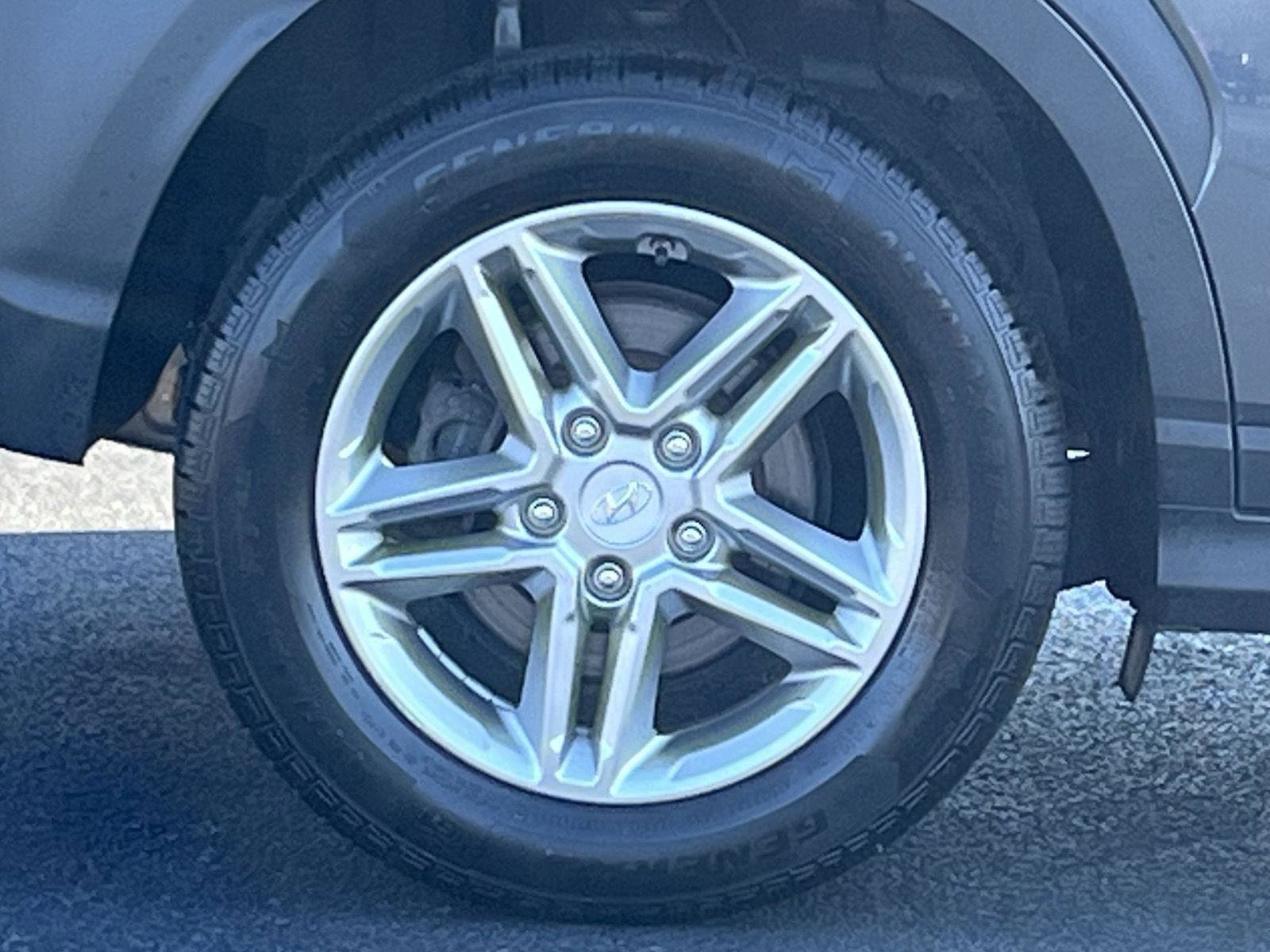 Used 2019 Hyundai Kona SE image 31