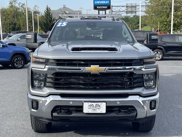 Certified 2025 Chevrolet Silverado 3500 LT w/ All Star Edition image 2