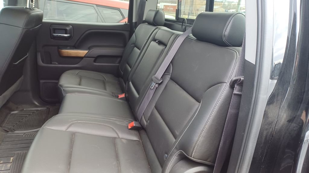 Used 2017 Chevrolet Silverado 1500 LTZ w/ Sport Package image 7