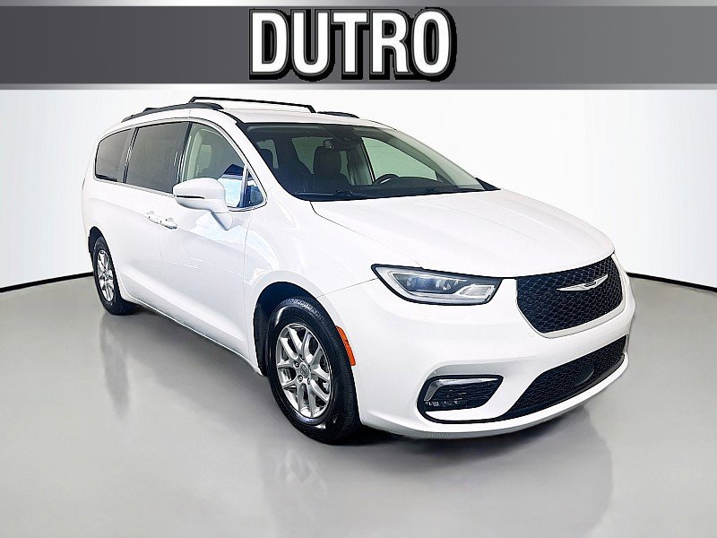 Used 2022 Chrysler Pacifica Touring-L FWD image 1