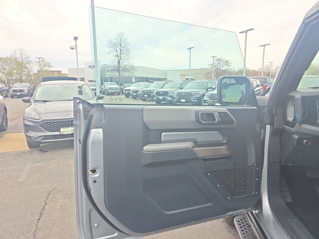 Certified 2023 Ford Bronco Black Diamond image 18
