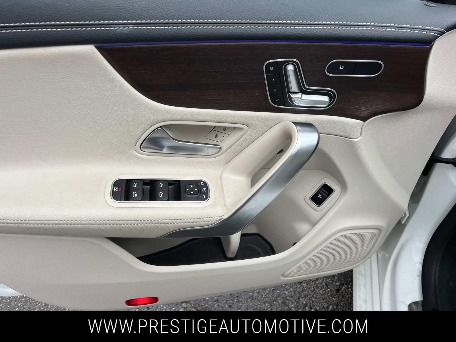 Used 2021 Mercedes-Benz CLA 250 4MATIC image 15