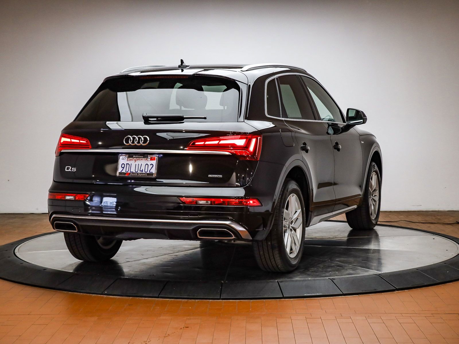 Used 2023 Audi Q5 2.0T Premium AWD/4WD image 5