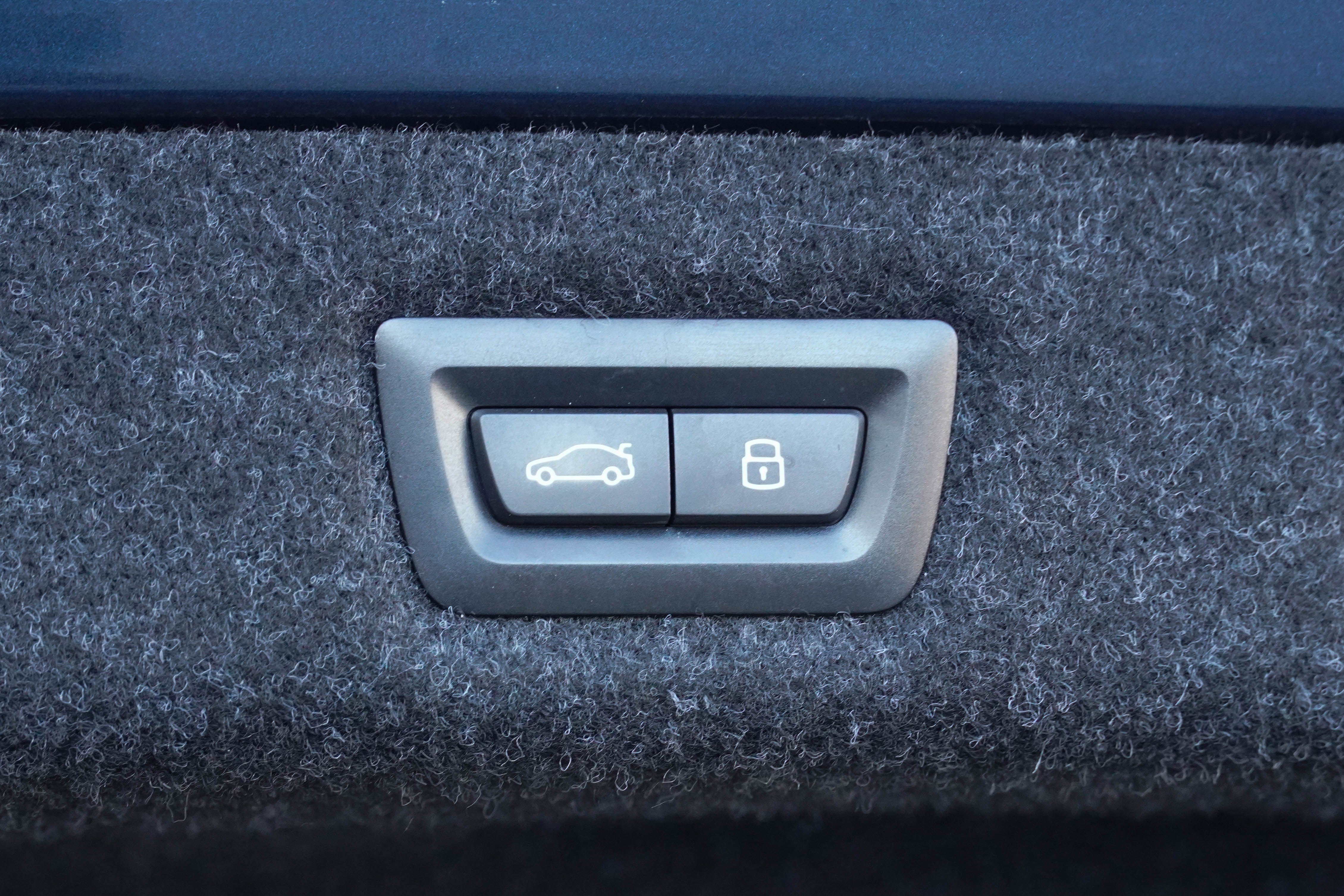 Certified 2023 BMW 530i w/ M Sport Package image 39