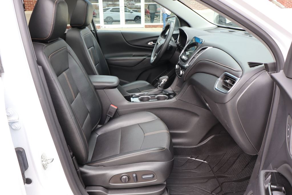 Used 2023 Chevrolet Equinox Premier image 47