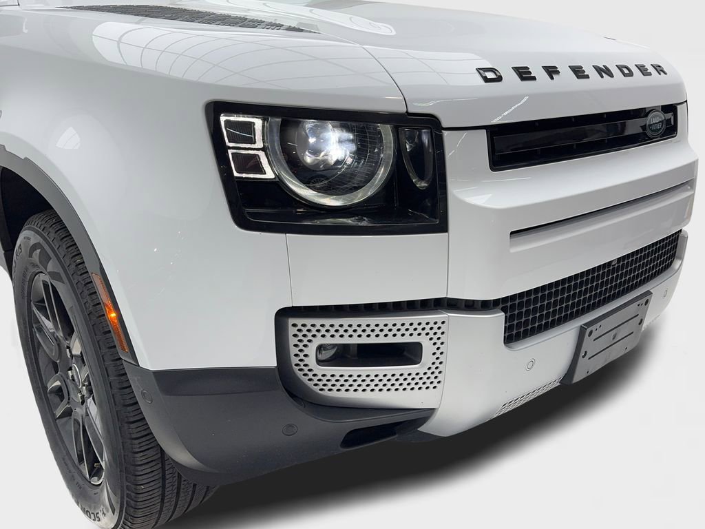 Used 2024 Land Rover Defender 110 S image 3
