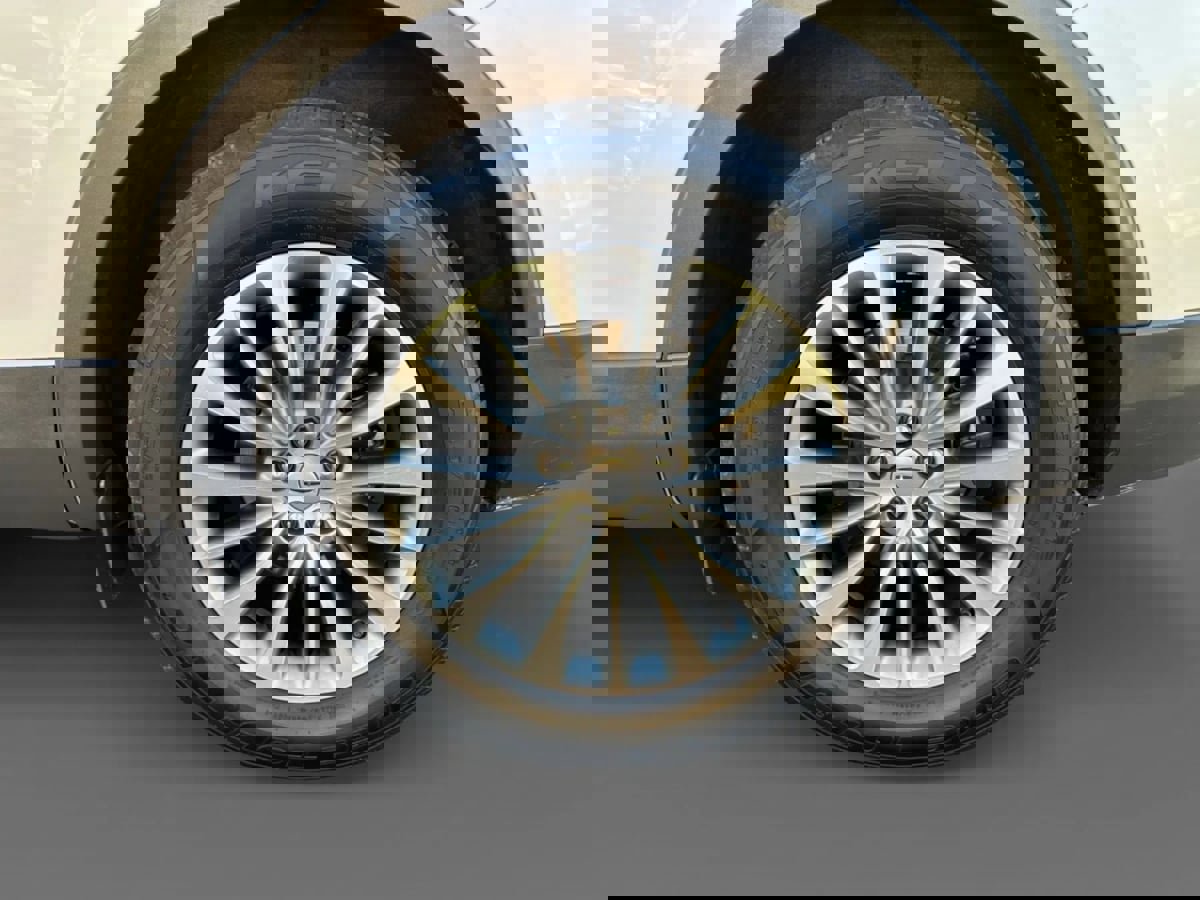 Used 2017 Lincoln MKX Select w/ Select Plus Package image 29