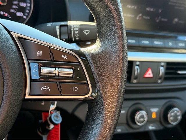 Used 2023 Kia Forte LXS w/ LXS Technology Package image 18