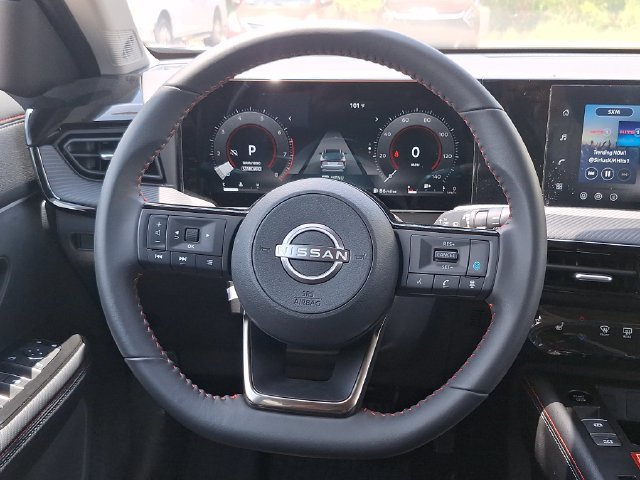New 2026 Nissan Kicks SR w/ Cold Weather Package FWD image 14