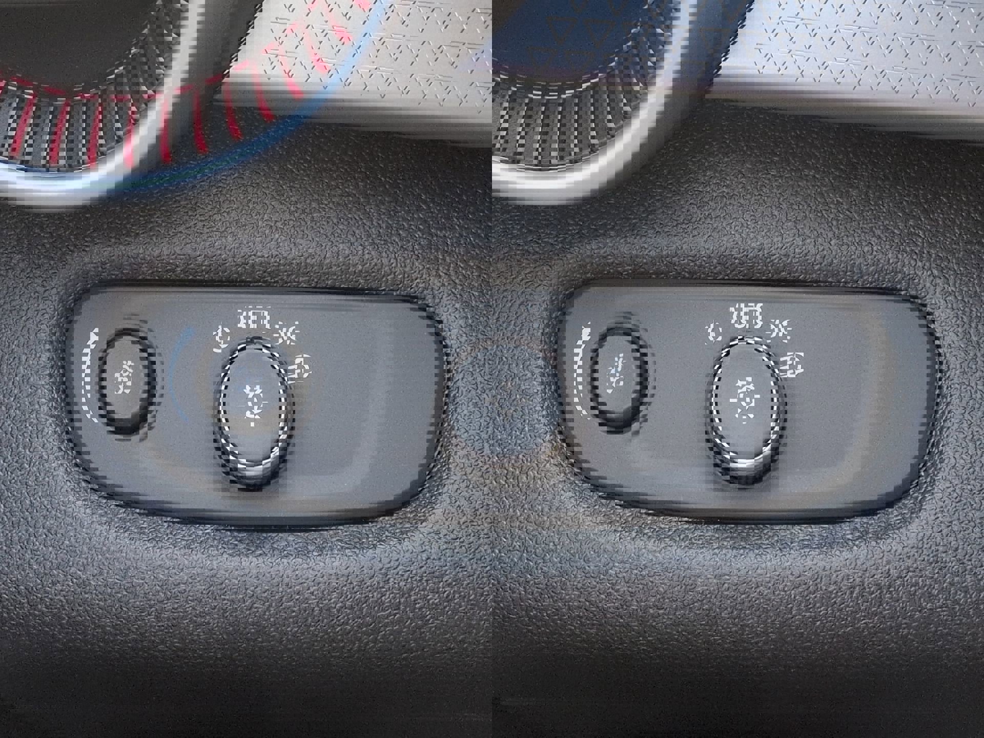 New 2026 Chevrolet Trax RS image 73