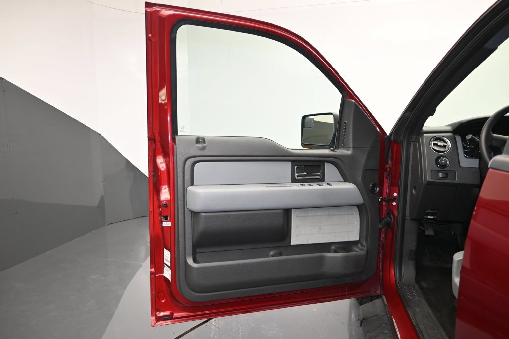 Used 2014 Ford F150 XLT w/ XLT Convenience Package RWD image 10
