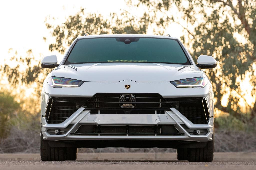 Used 2023 Lamborghini Urus S AWD/4WD image 3
