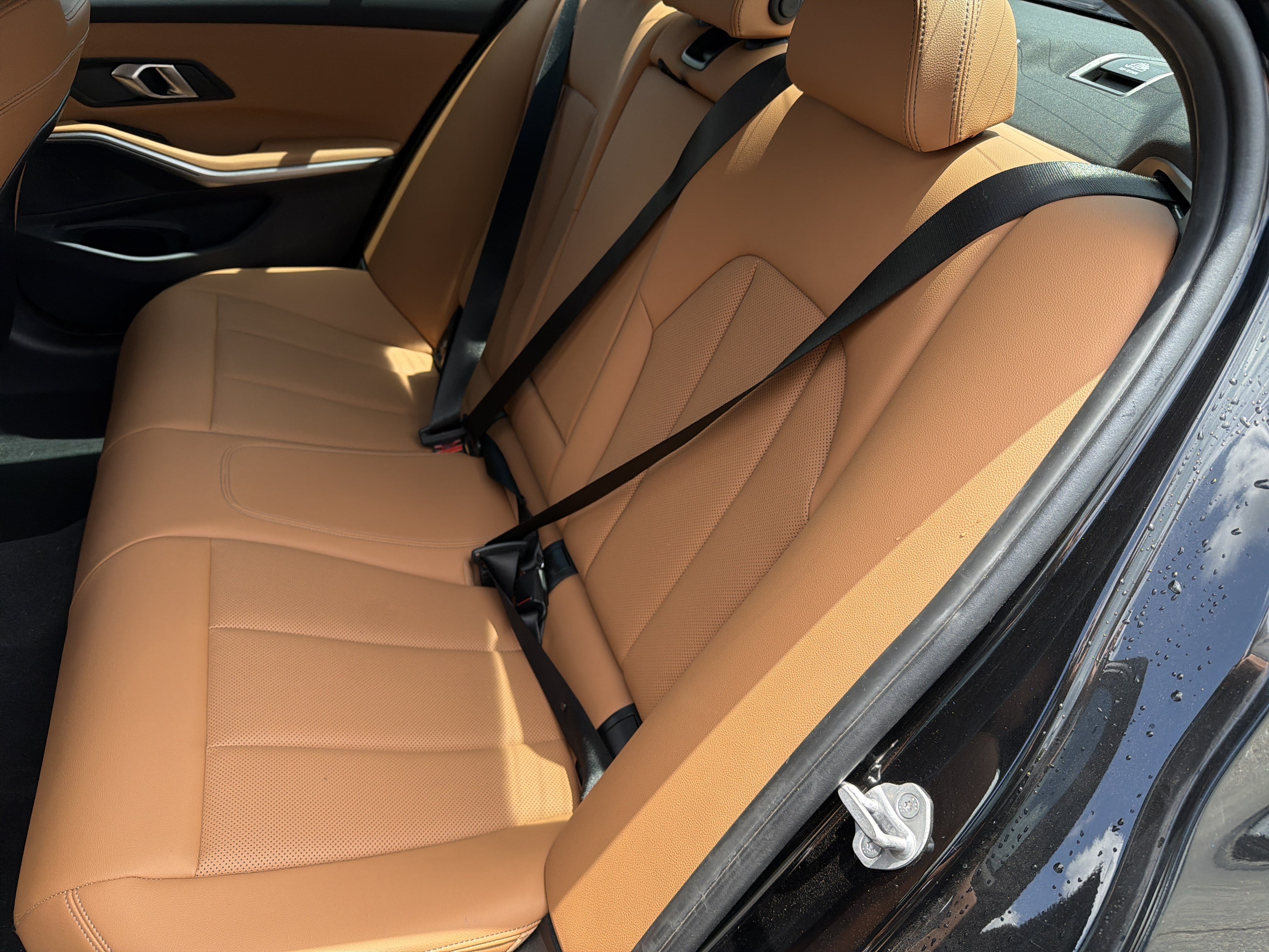 Certified 2024 BMW 330e w/ Premium Package RWD image 21