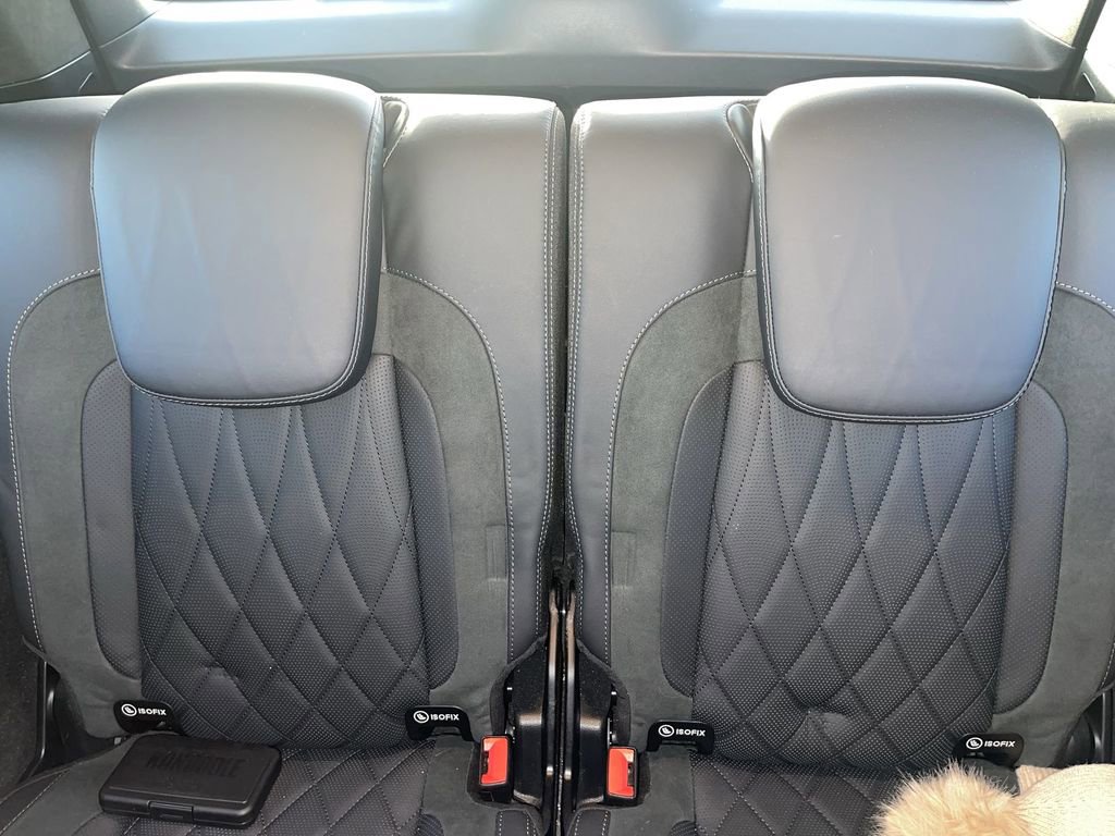 Used 2023 Mercedes-Benz GLS 63 AMG 4MATIC image 32