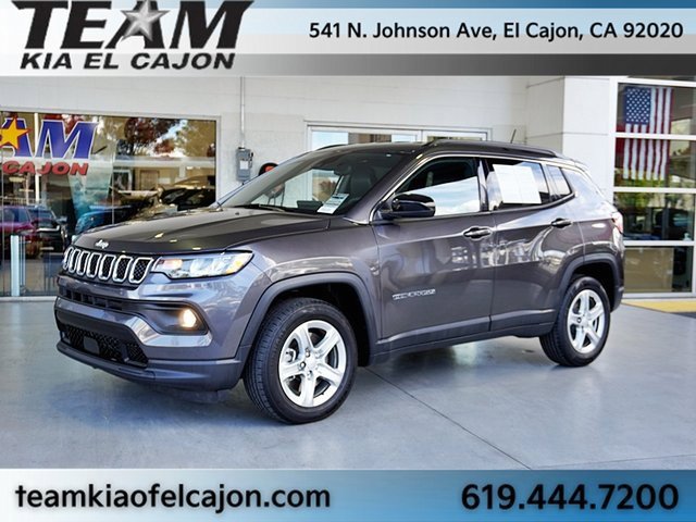 Used 2024 Jeep Compass Latitude image 5