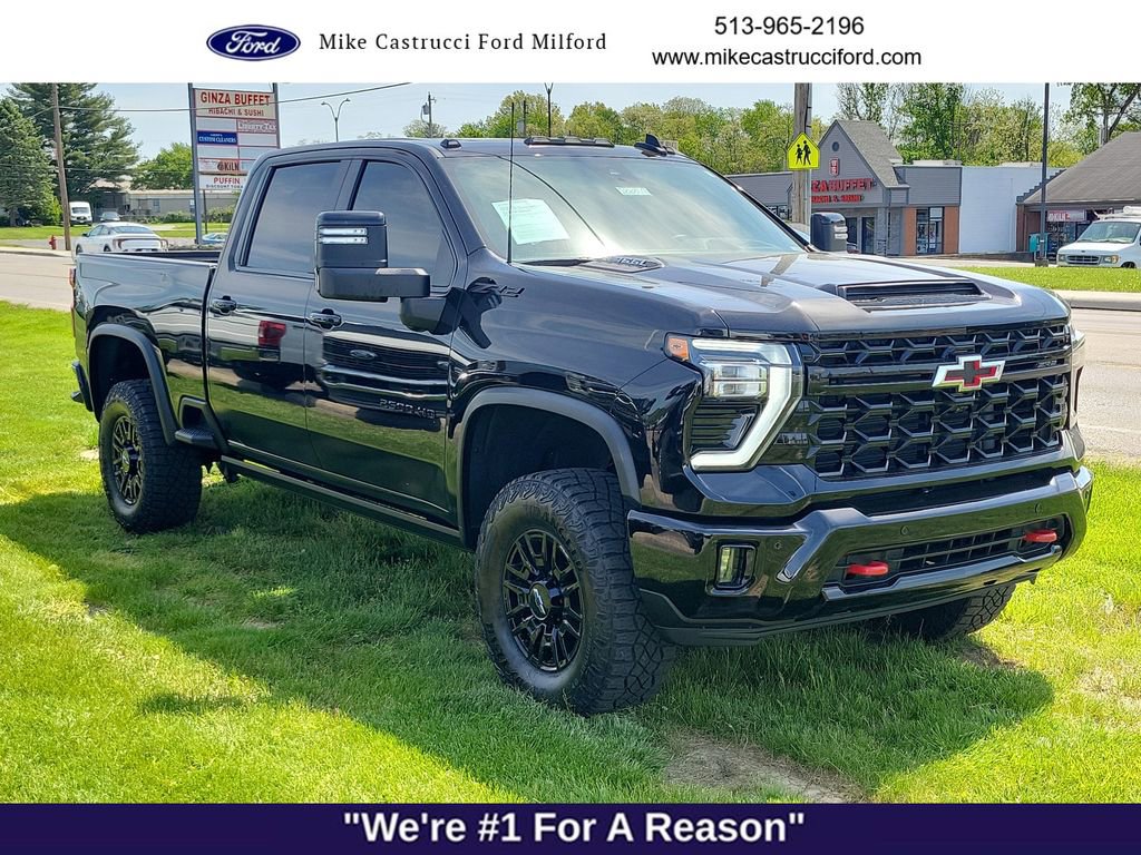 Used 2025 Chevrolet Silverado 2500 ZR2 w/ Technology Package AWD/4WD image 6
