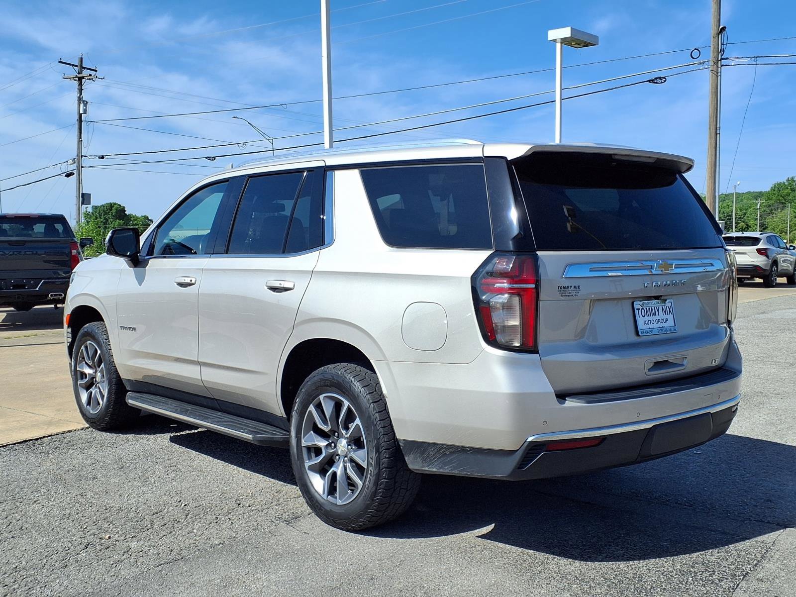 Used 2021 Chevrolet Tahoe LT w/ LT Signature Package AWD/4WD image 2