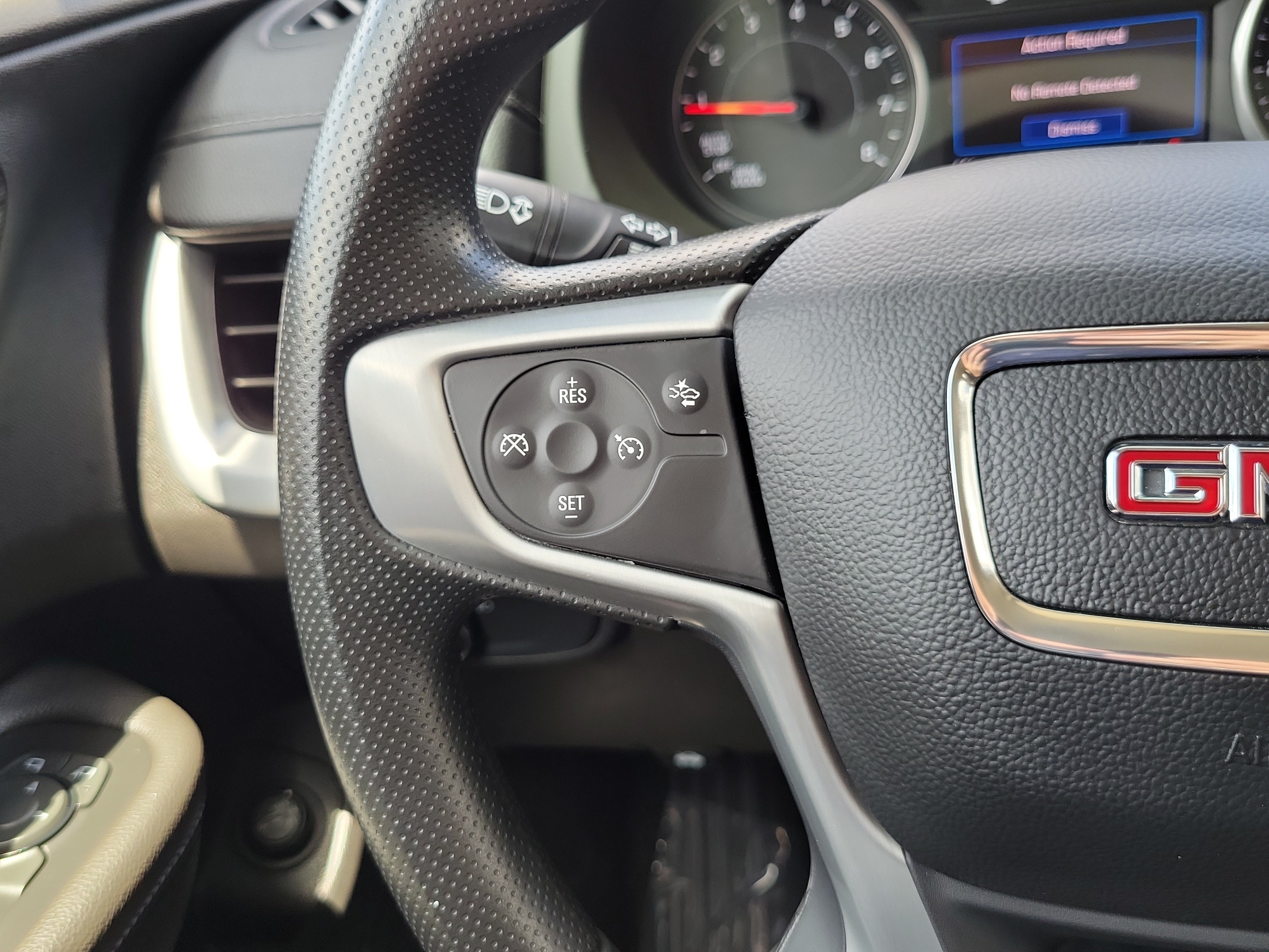 Used 2023 GMC Terrain SLE w/ Driver Convenience Package FWD image 21