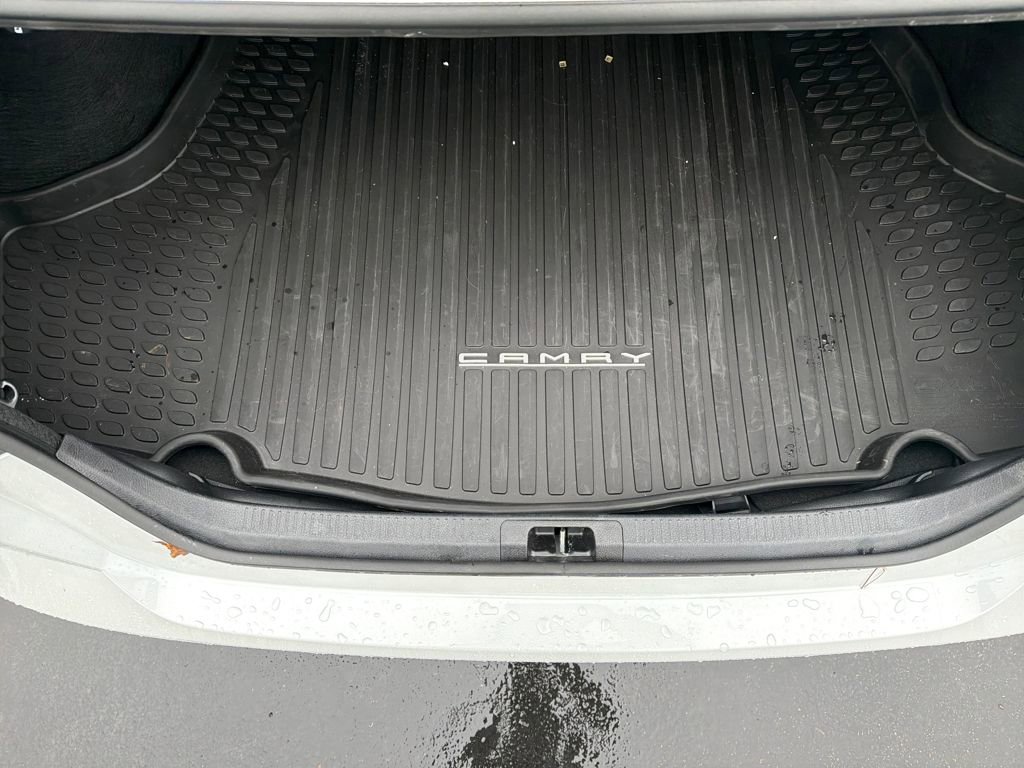 Used 2025 Toyota Camry XLE image 21