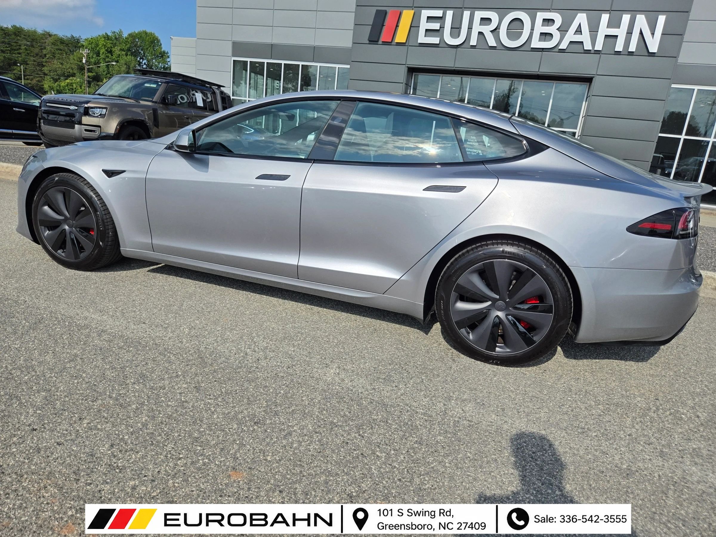 Used 2024 Tesla Model S Plaid AWD/4WD image 28