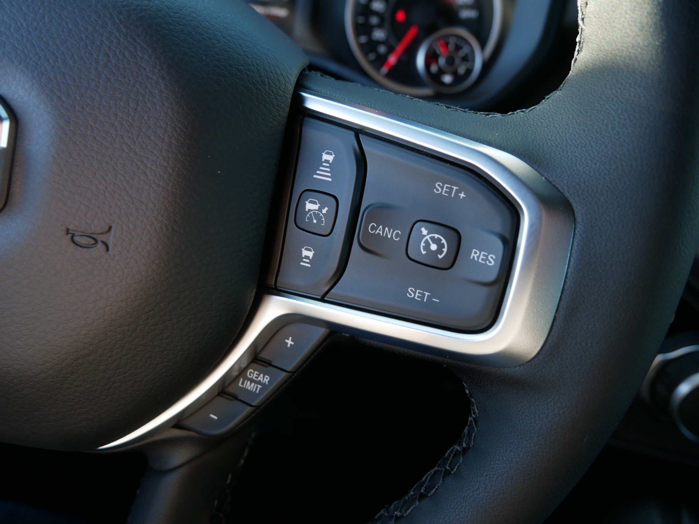 New 2026 RAM 1500 Big Horn AWD/4WD image 9