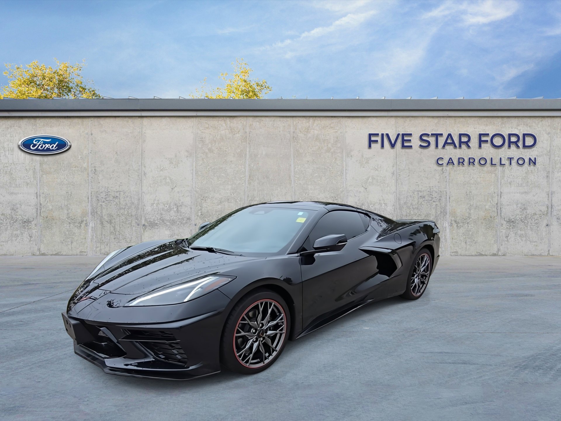 Used 2024 Chevrolet Corvette Stingray Preferred Cpe w/ Body-Color Dual Roof Package RWD image 4