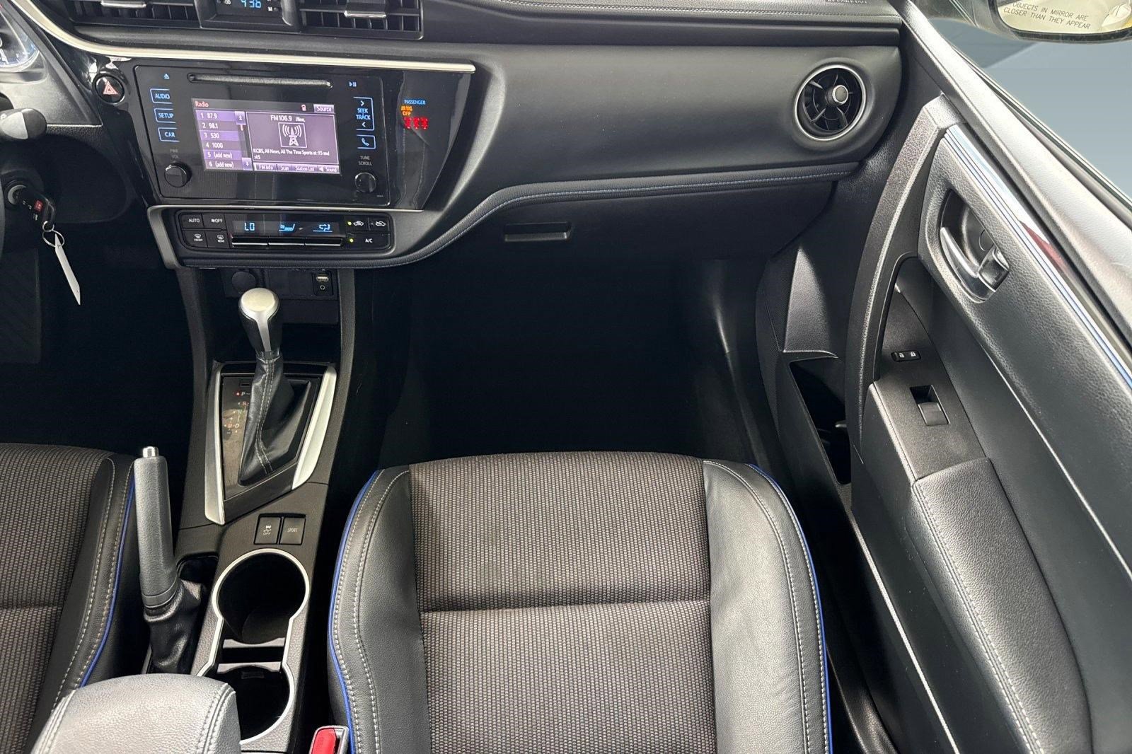Used 2019 Toyota Corolla SE w/ Carpet Mat Package (TMS) FWD image 28