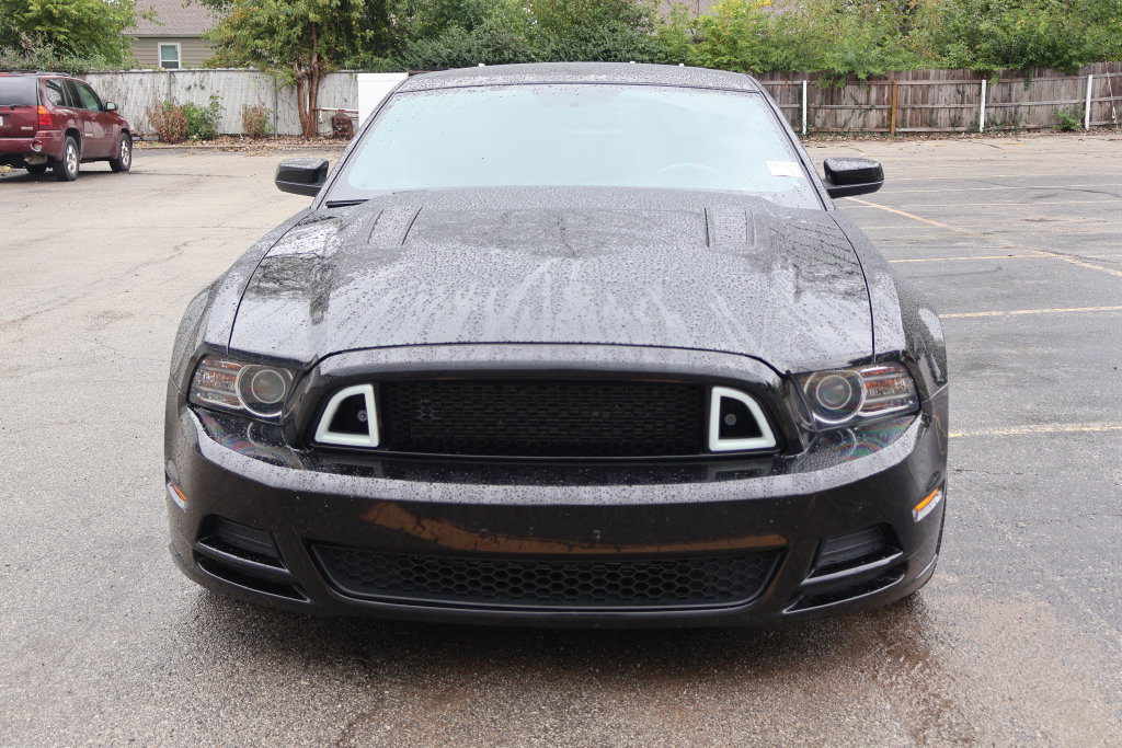 Used 2013 Ford Mustang GT Premium w/ Brembo Brake Pkg RWD image 2
