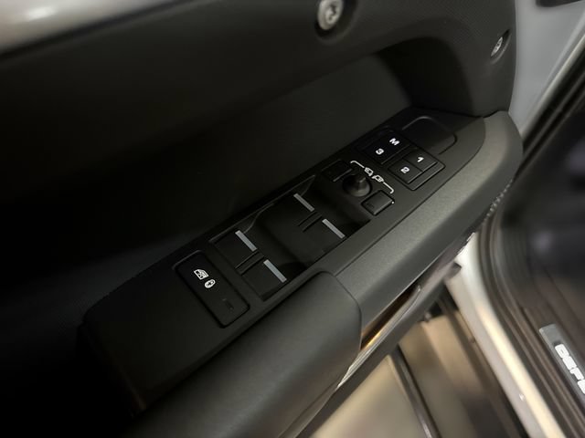Used 2023 Land Rover Defender 110 X AWD/4WD image 16