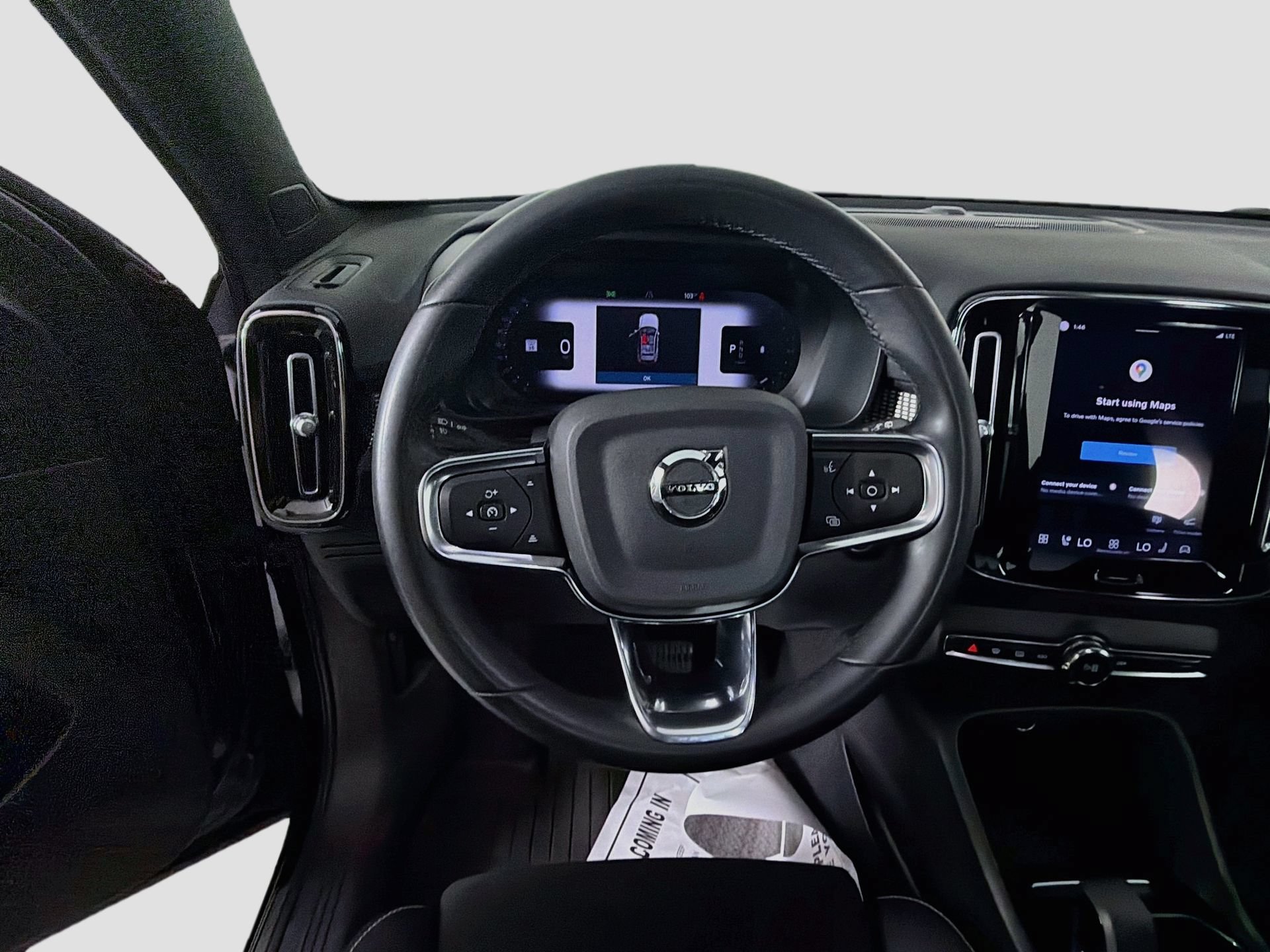 Certified 2023 Volvo XC40 B5 Ultimate w/ Protection Package Premier AWD/4WD image 11