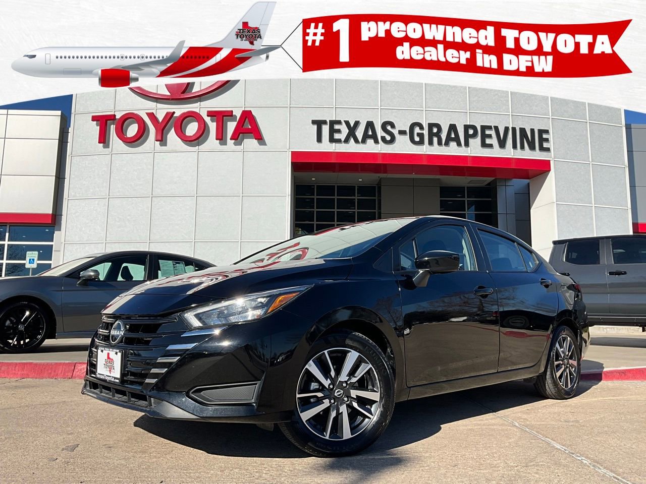 Used 2025 Nissan Versa SV image 1